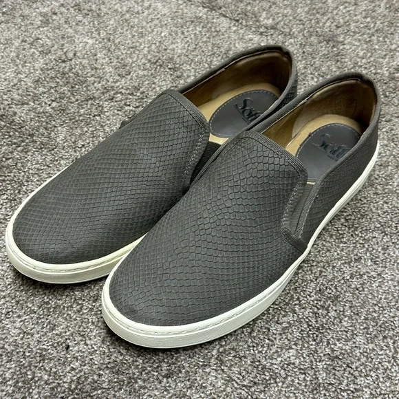 SOFFT | Women's Somerton Snakeskin Embossed Slip-On Sneaker Taupe/Gray. NEW 9.5 - Picture 3 of 8